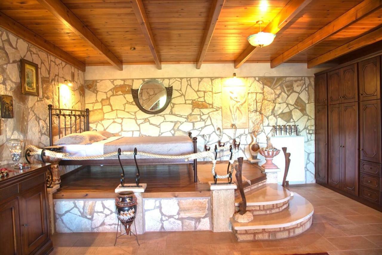 Petrinolis Retreat Apartment ซิเตีย ภายนอก รูปภาพ
